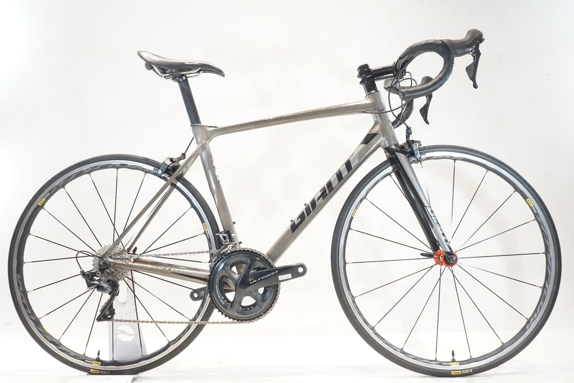 GIANT 「ジャイアント」 TCR SLR1 2018年モデル ロードバイク / 横浜