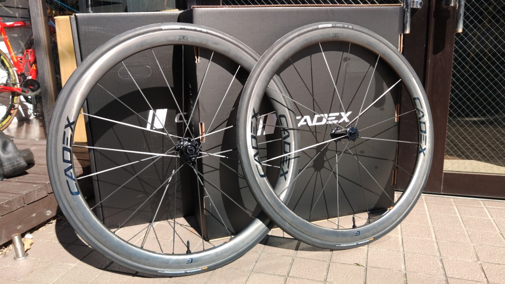 最後の？最高のハイエンドリムブレーキホイール CADEX 36 TUBELESS
