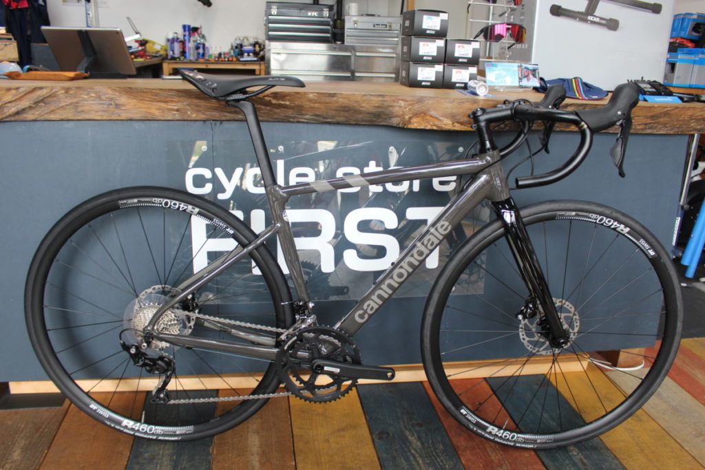 キャノンデール CAAD13 DISC 105 限定カラーSBK（スモークブラック