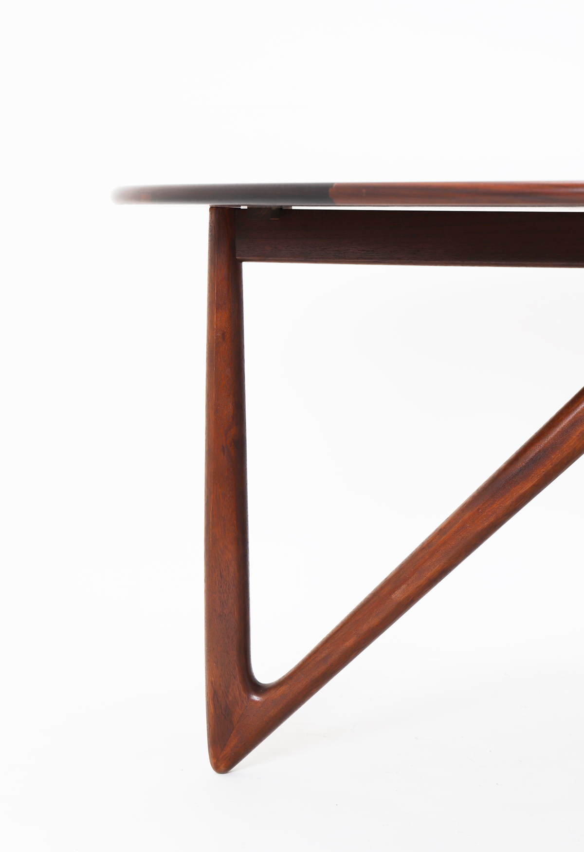 ゲートレッグテーブル | KAMADA