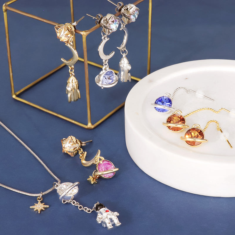 レシピNo.KR1118 石座チャーム土星のアクセサリー3種 – 貴和製作所