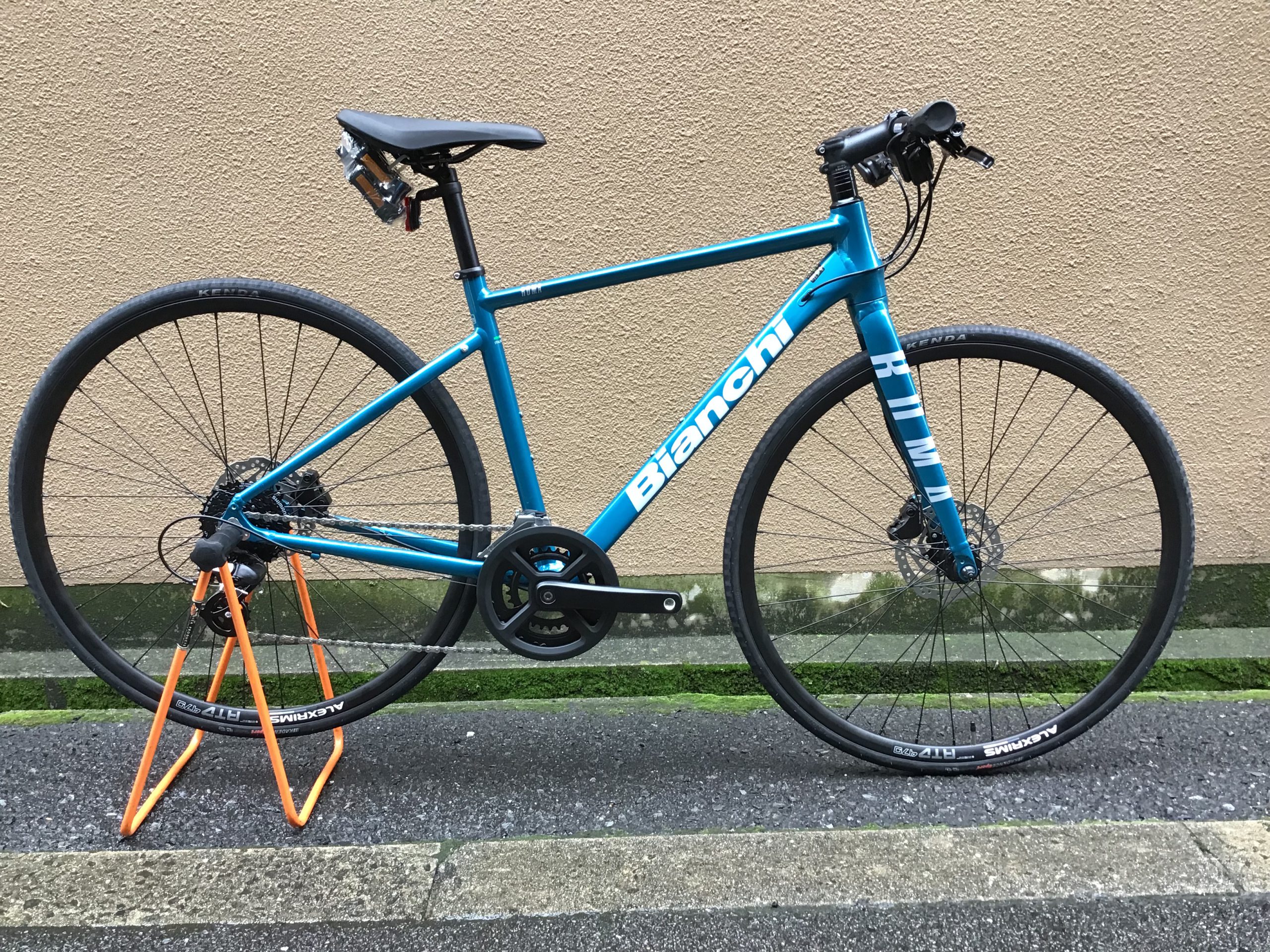 お買得 Bianchi ROMA 3 2×8 DISC 460mm ブルー | トモダサイクル 大阪