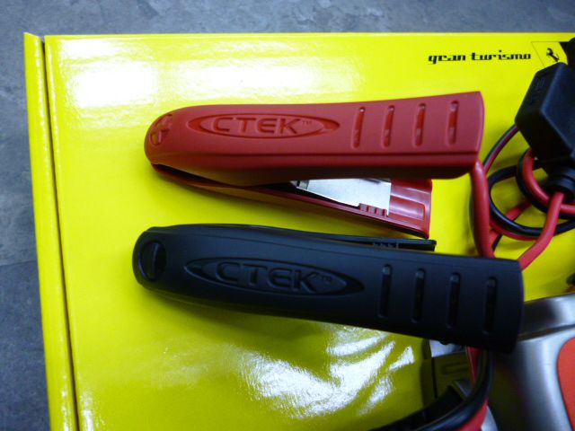 T-WEST | パーツ課 | 部品ブログ | フェラーリ 純正バッテリーチャージャー
