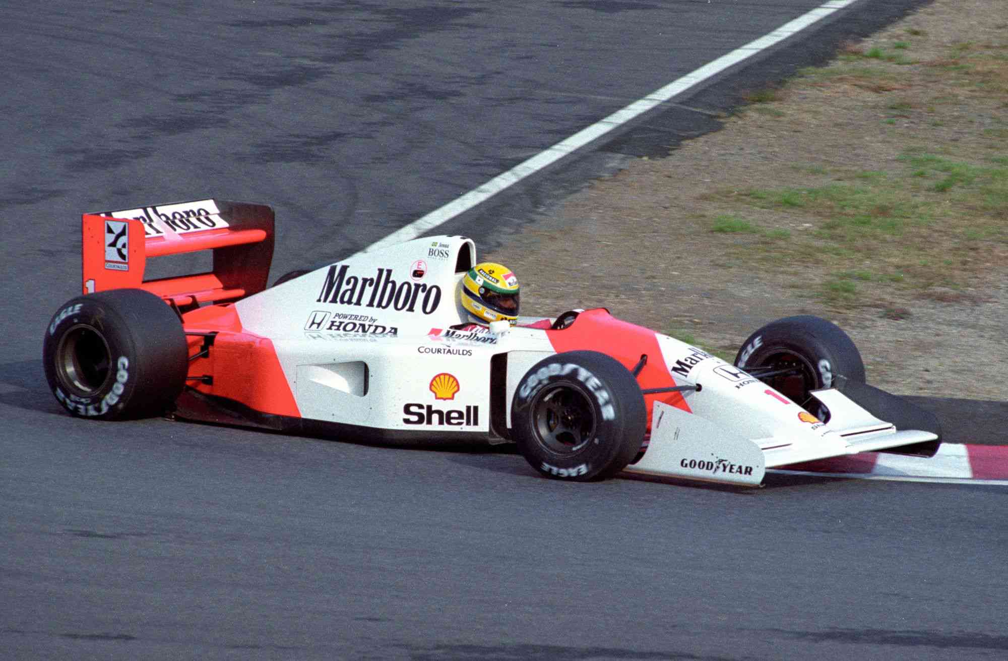 1992年日本グランプリ。決勝前のフリー走行でマクラーレン・ホンダ