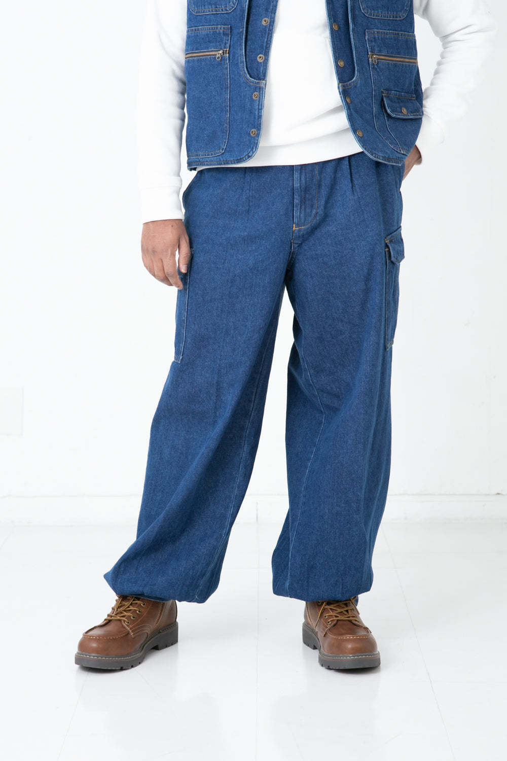 Denim 14 Cargo Nikka Pants