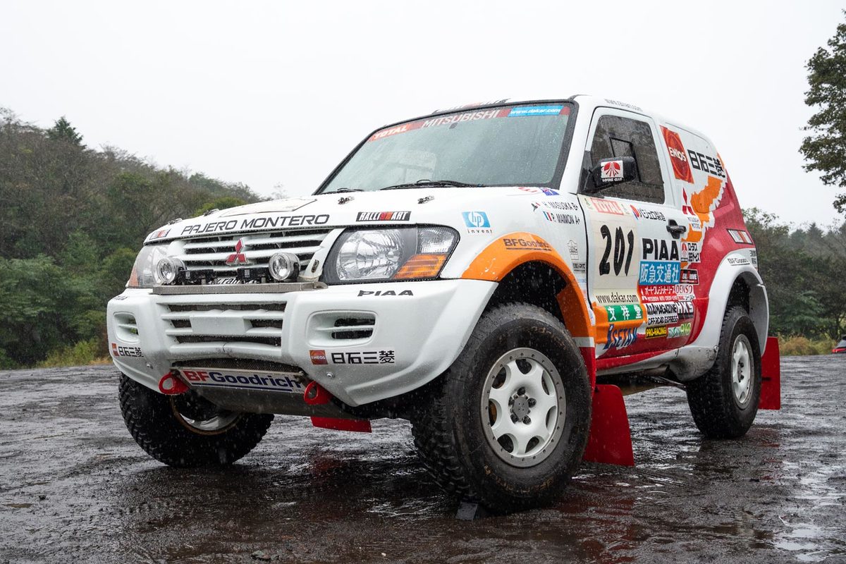 動画で見る「三菱パジェロ 2002ダカールラリー優勝車」 - webCG
