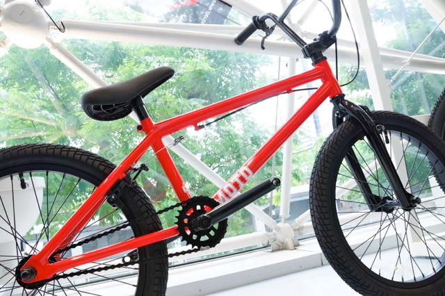 ストリートBMX入門モデル】超絶コスパの超人気車 DURCUS ONE MOTO に新