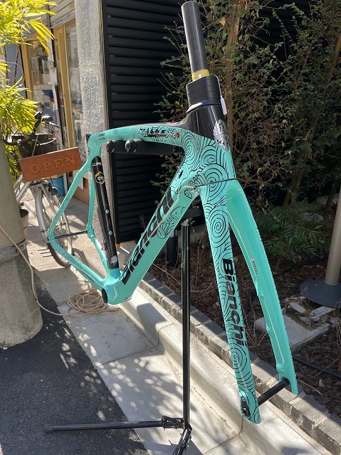 Bianchi OLTRE XR4 Disc 2020 日本限定20台のモデルが超お買い得