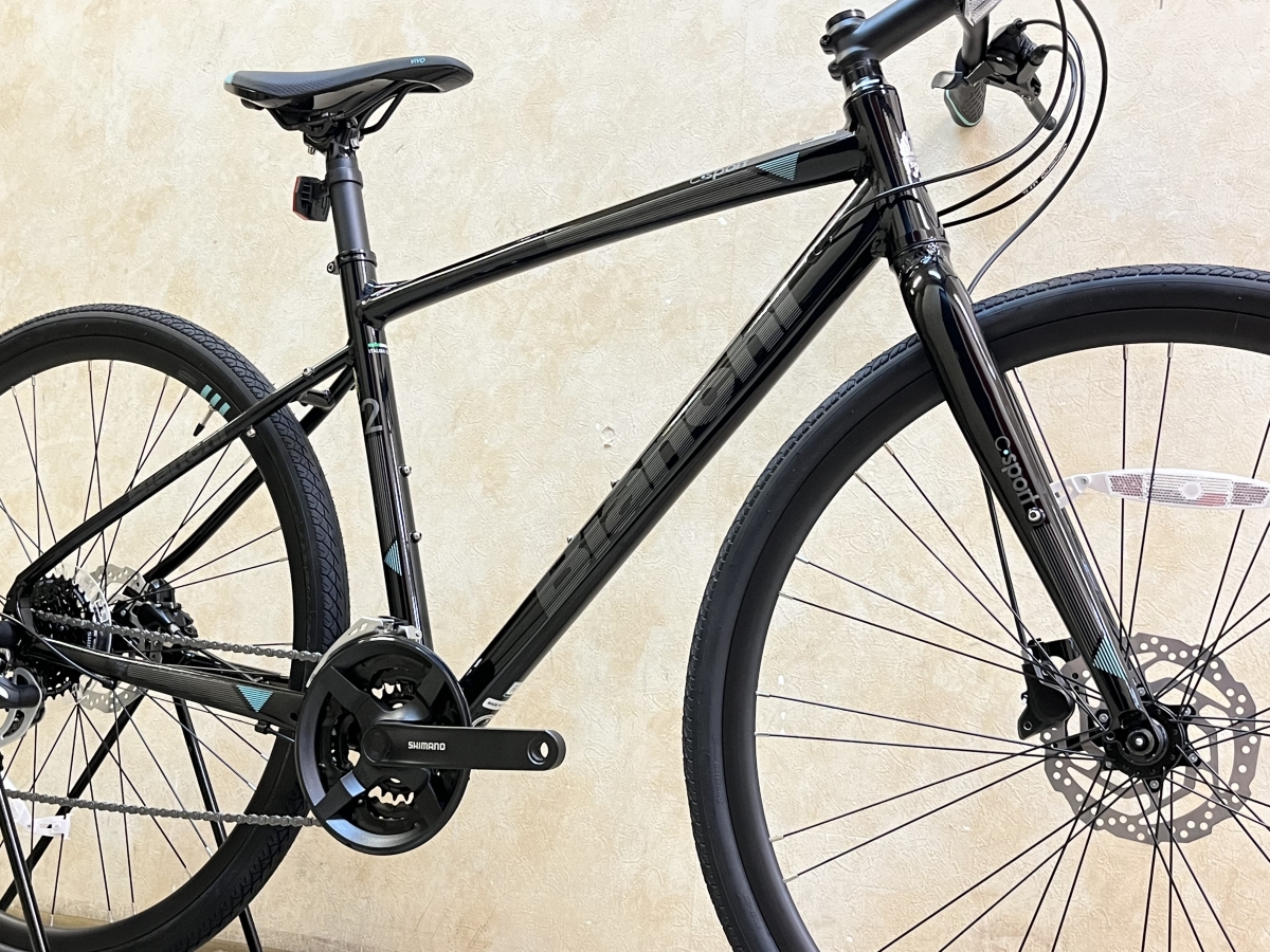 チャーリー店でも人気のクロスバイク『BIANCHI C-SPORT2 DISC』が1台