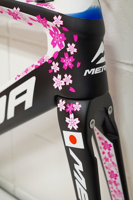 わいわいSALE】新城選手SPの限定モデル「桜」リアクトが！！ | 九州で