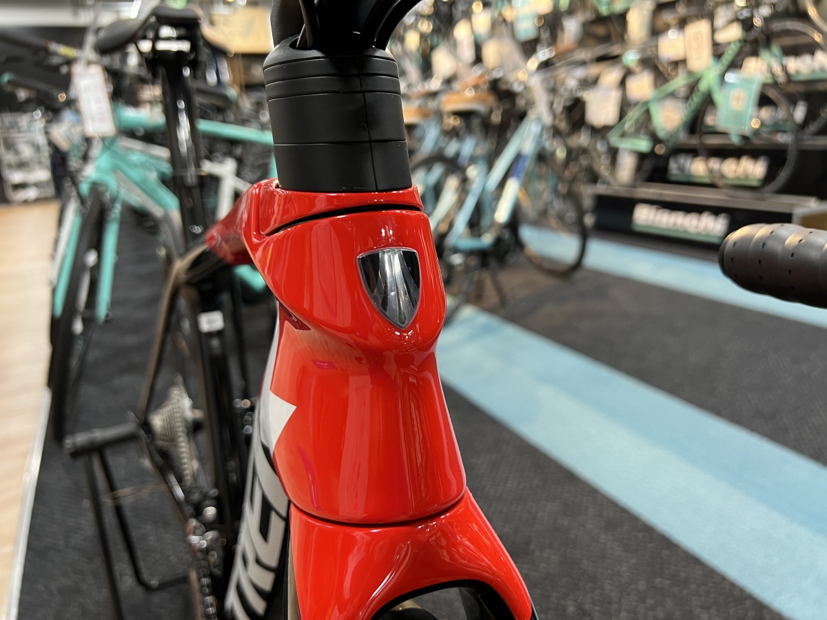 TREKレッド スポーツサイクル Xindaサドル Wellgoペダル TREKレッド