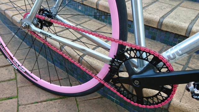 いつの間にか固定ギア車にCXタイヤを履かせていた話など【スタッフ