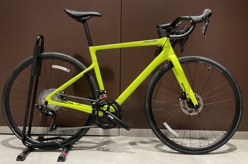 ド派手な蛍光イエローがめちゃくちゃかっこいい！2022年モデル入荷