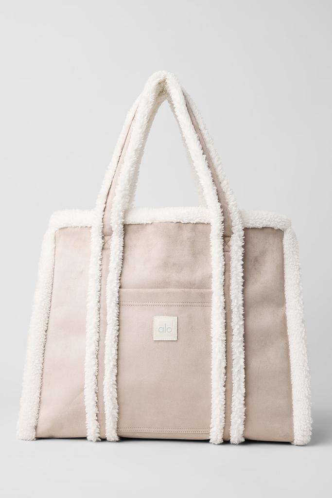 Alo Winterfun Tote Bag - Oat/Ivory - Tote Bags - Free Shipping