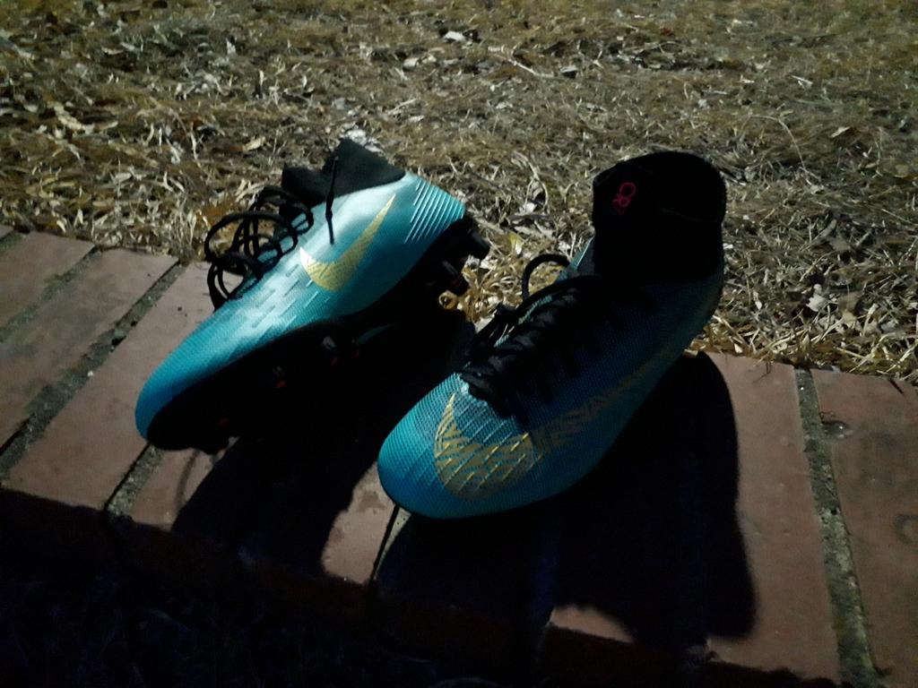 ナイキ マーキュリアルスーパーフライ6プロHG CR7 レビュー！ - 0014のblog