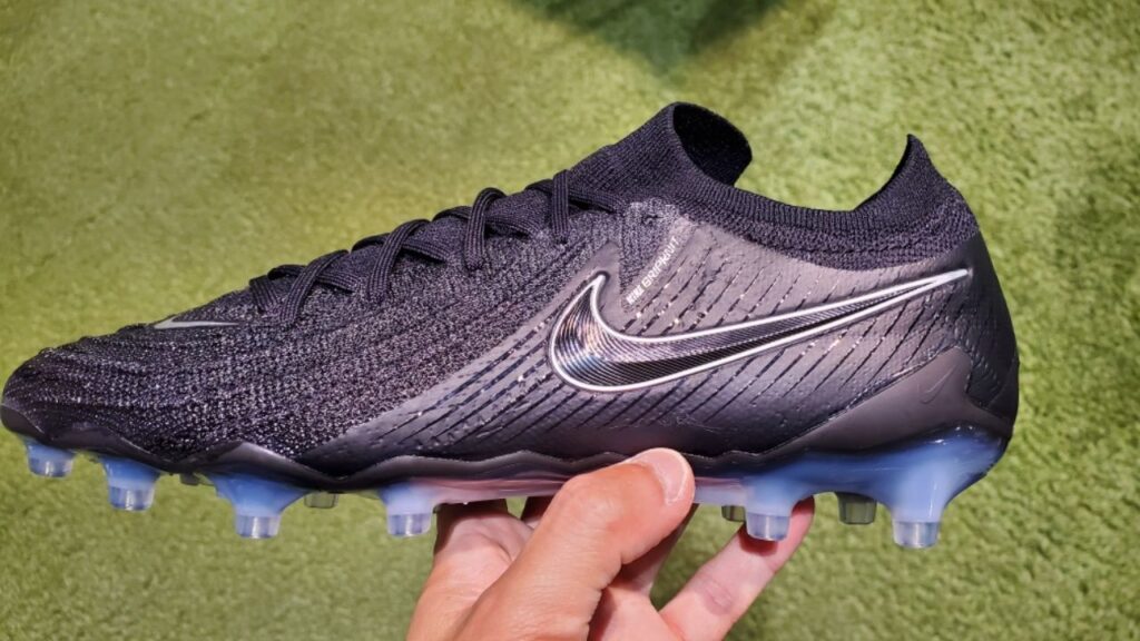 ナイキ ファントムGX2 エリート AG 解説 - 0014のblog