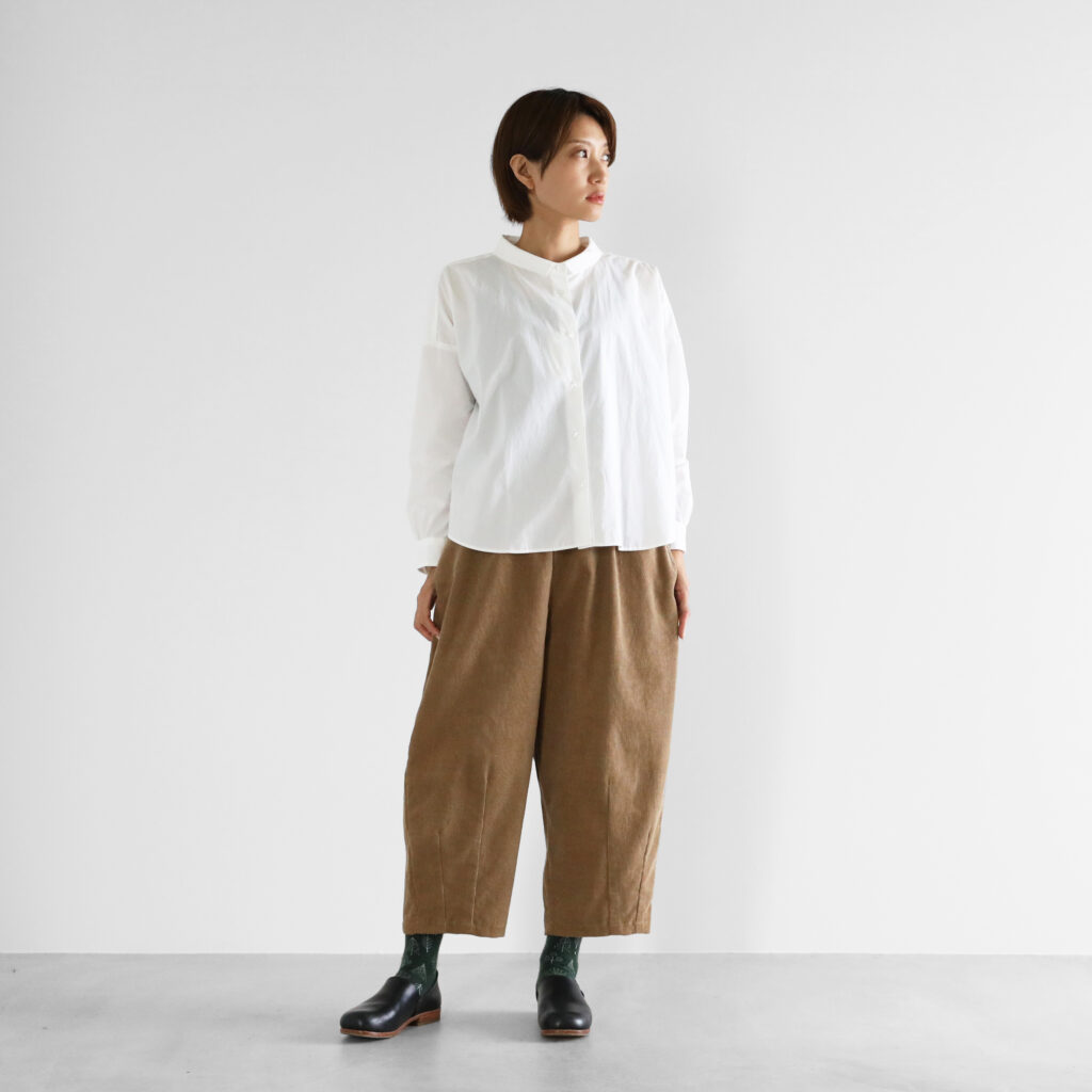 シャトルコーデュロイバルーンパンツ（サンドベージュ＆オリーブ