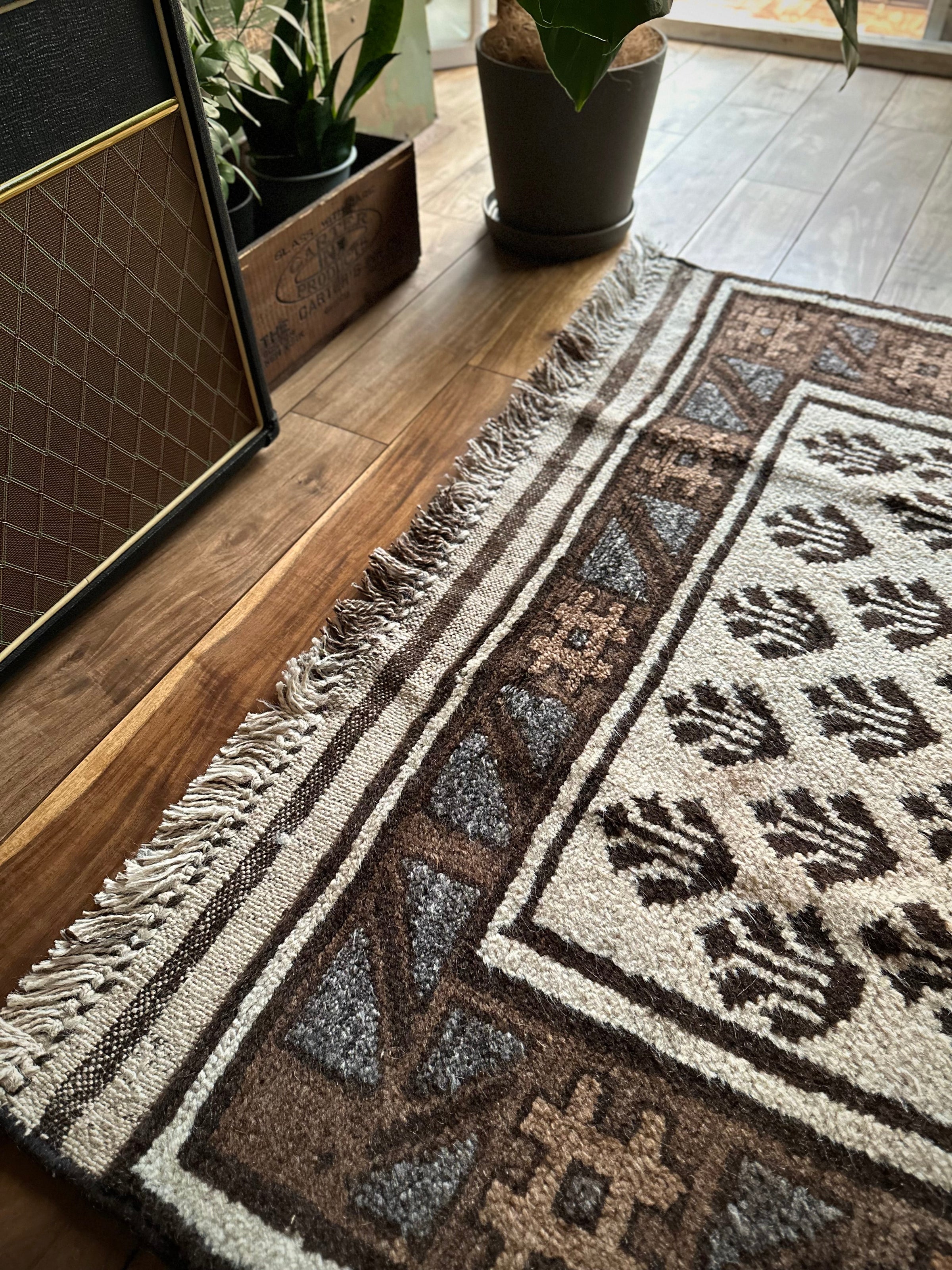 トライバルラグ タイマニ バルーチ ヴィンテージラグ プリミティブ