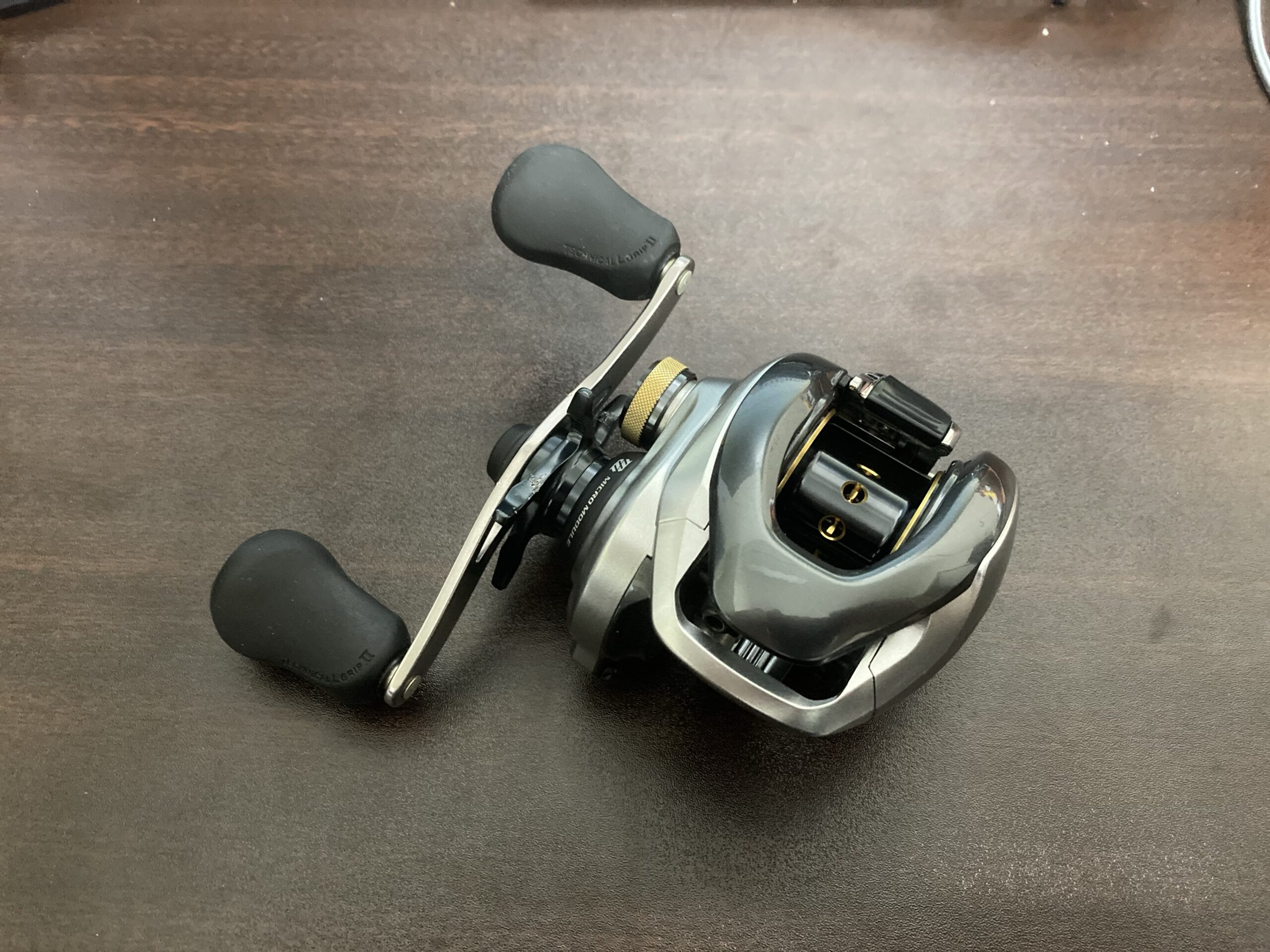 中古の'13メタニウムXGが届いたのでマグ化した | t-助の釣り日記