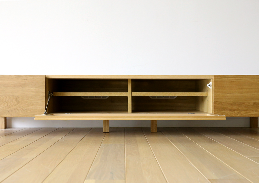 レッチェ 180TVボード OAK(W180×D44×H35cm)税込￥125,000 | 高野木工