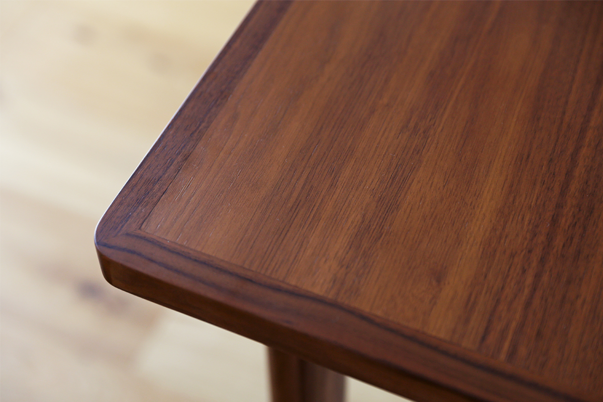 オープ 伸長式ダイニングテーブル WALNUT(W140～180/W160〜200×D85