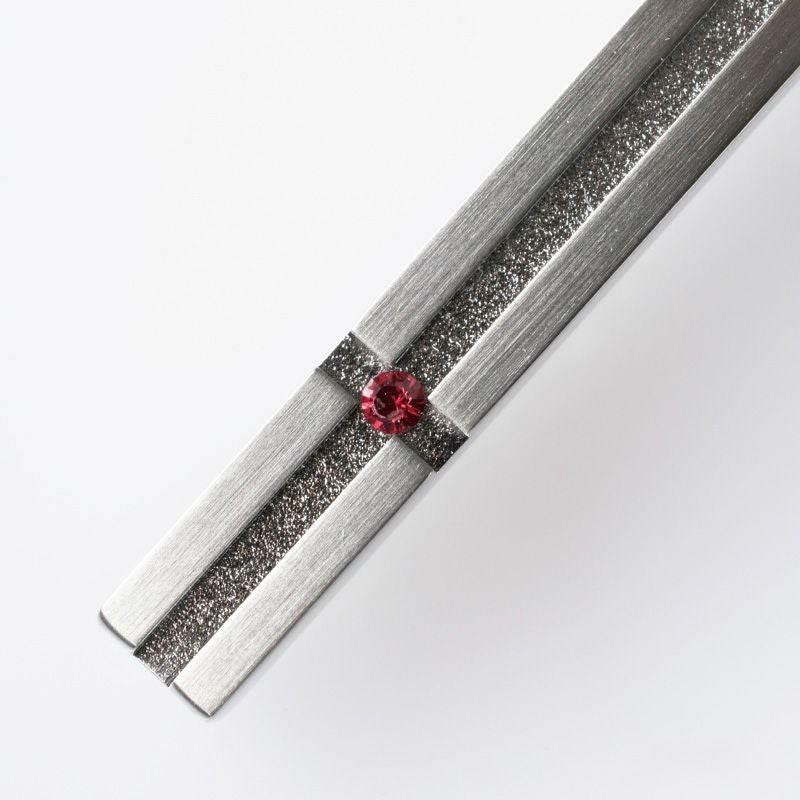 ネクタイピン 誕生石 クリスタルガラス 名入れ可 Tps-150 | TAVARAT