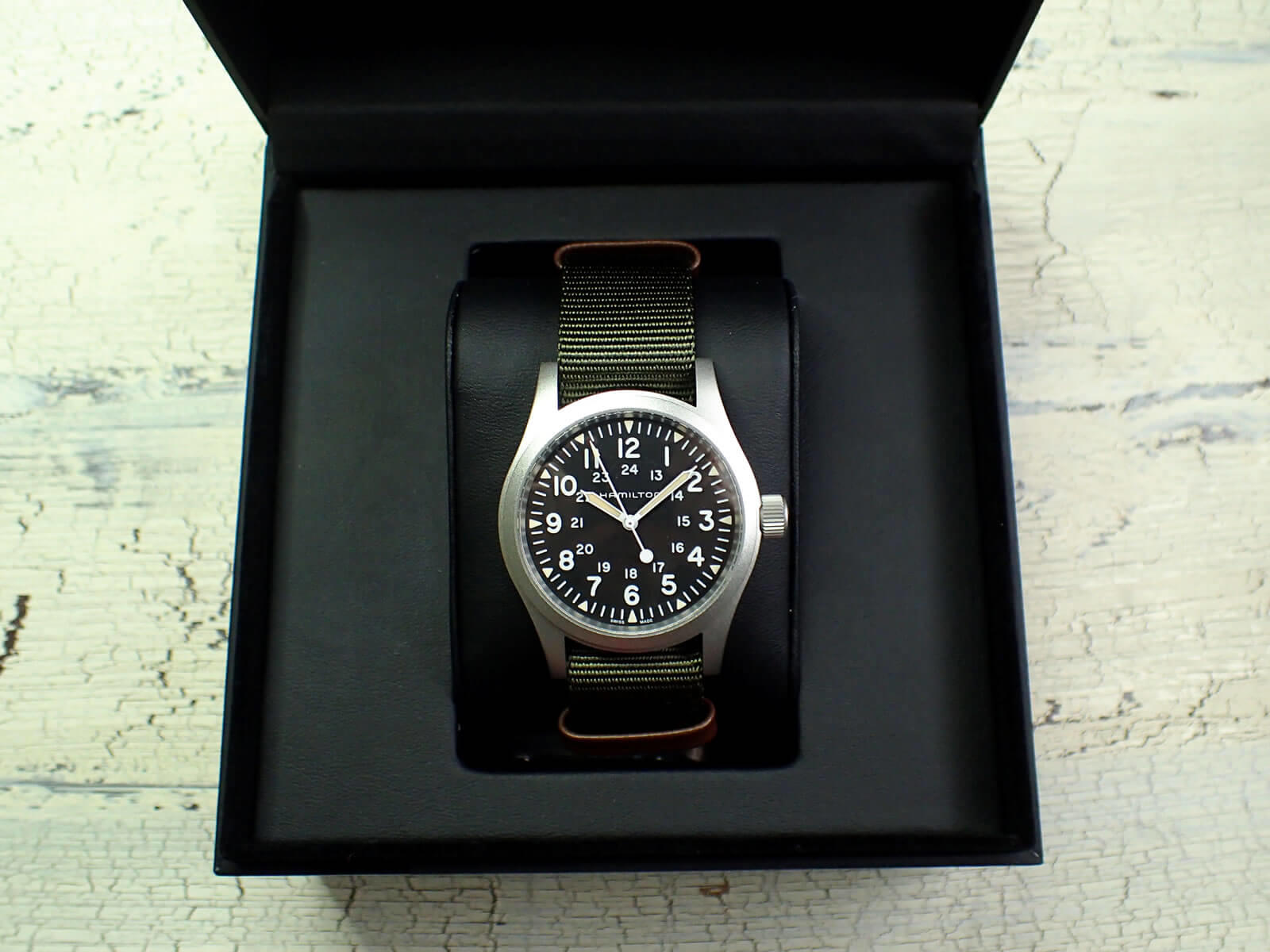 ハミルトンからベトナム戦争当時のミリタリーウォッチを復刻した