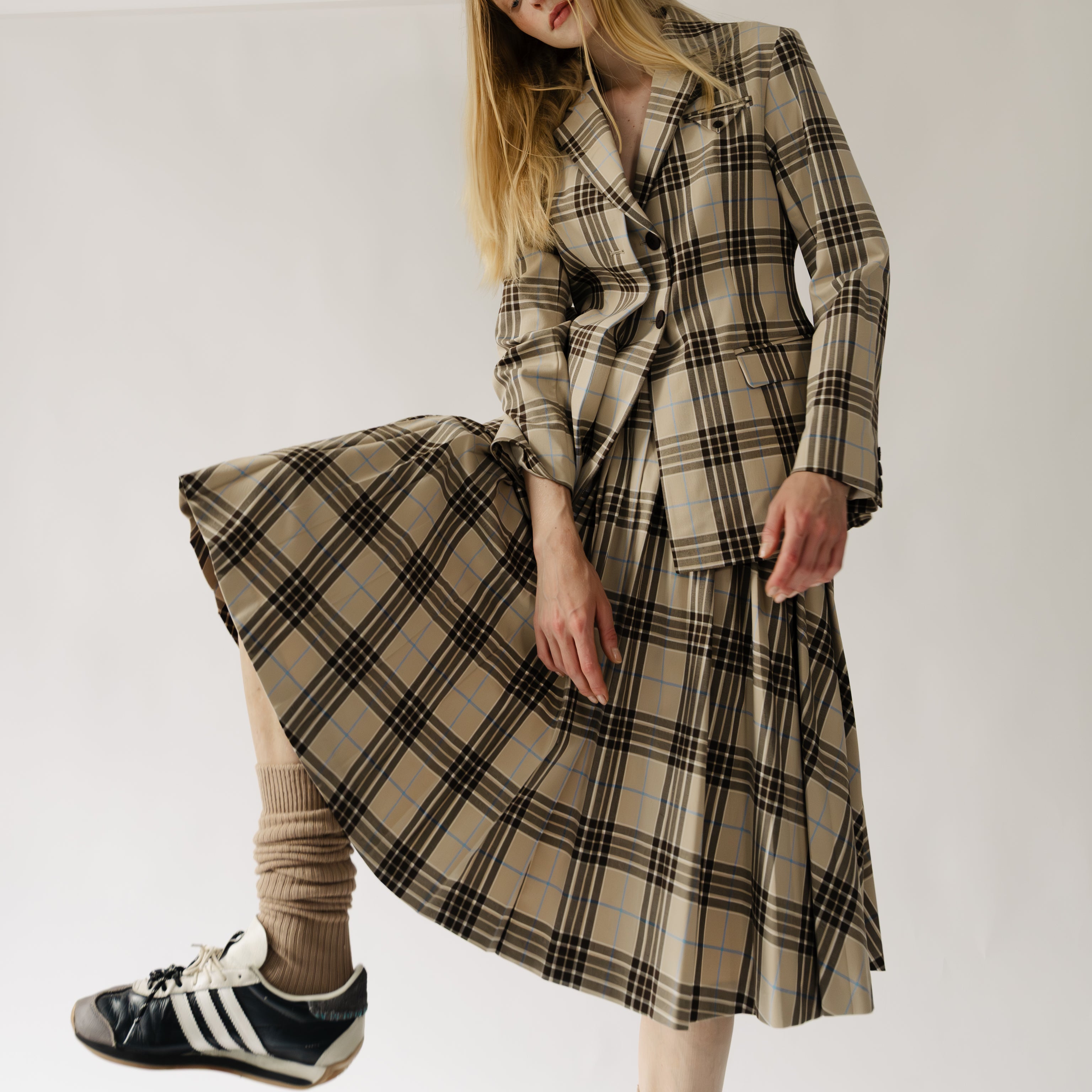 Lyucus Pleats Skirt -check – THE TOÉ