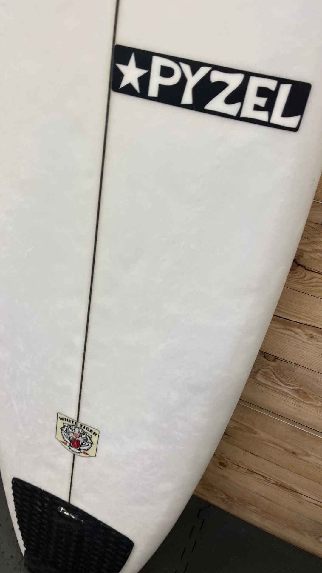 パイゼル PYZEL White Tiger 5.8 EPS Pyzel White Tiger - White Top