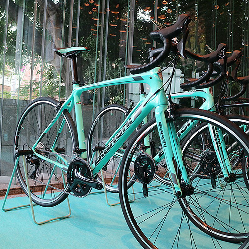 2019年モデル】ビアンキのINTENSO。ロングライド向けカーボン