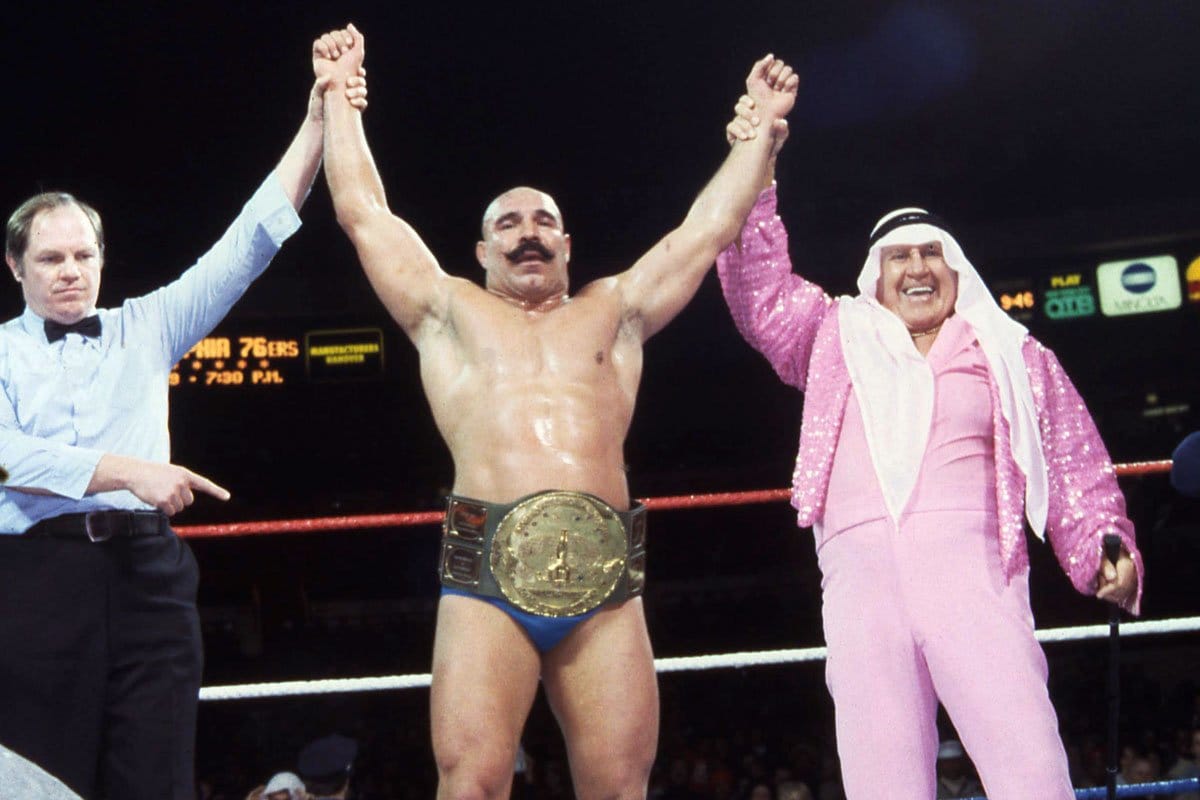 WWE殿堂者のアイアン・シークさんが81歳で死去 ロック様が〝鋼鉄