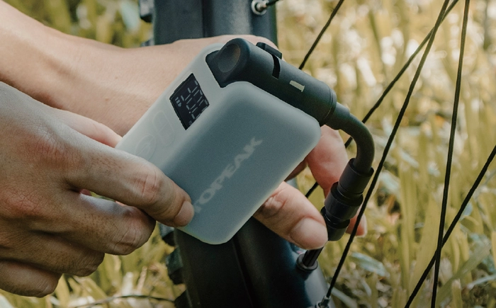 電動エアーポンプ｜トピーク - E-BOOSTER DIGITAL