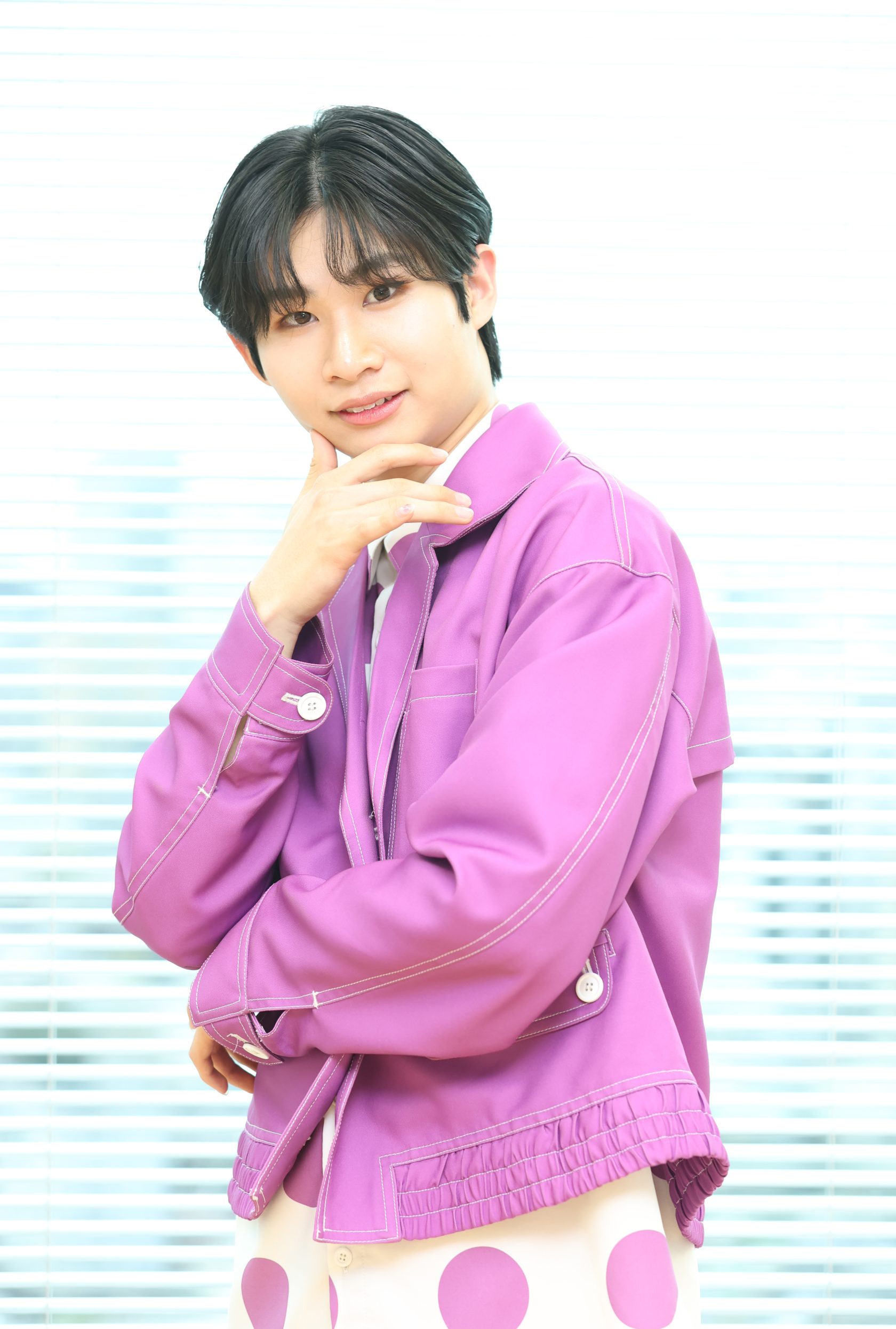 鈴木 志音 | 推しが見つかる!ダンス&ボーカルグループ専門情報サイト