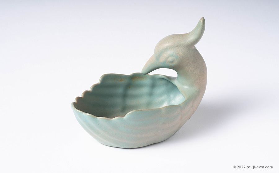汝窯 青磁鳥形筆洗 – Ru ware Brush Wash with Birds | 陶磁オンライン