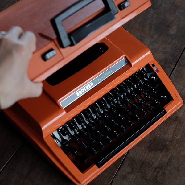 BROTHER Young Elite タイプライター（カタカナ）インクリボン交換済み