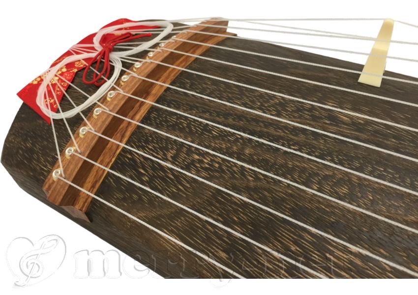 良品】琴 和楽器 弦楽器 13弦 和琴 木製 13弦琴 琴柱 譜面台 ケース付