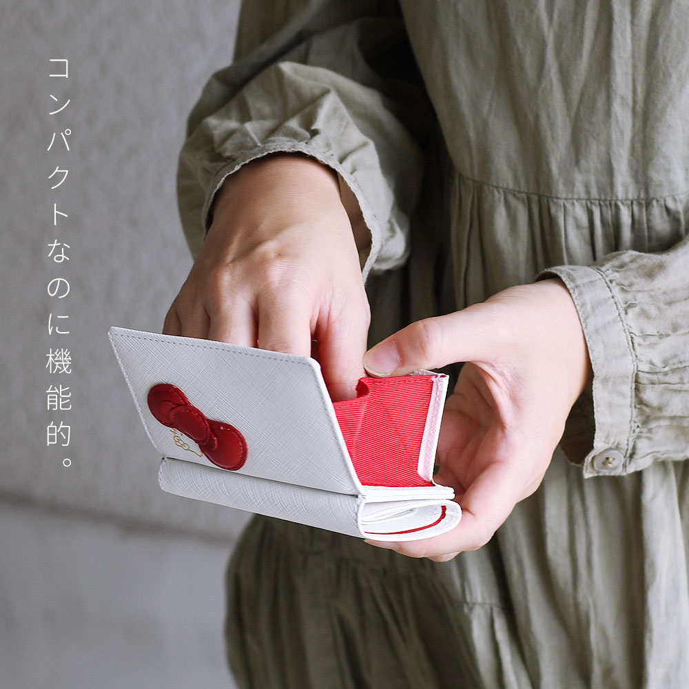 楽天市場】HELLO KITTY ハローキティ 三つ折り財布 小銭入れあり 本革