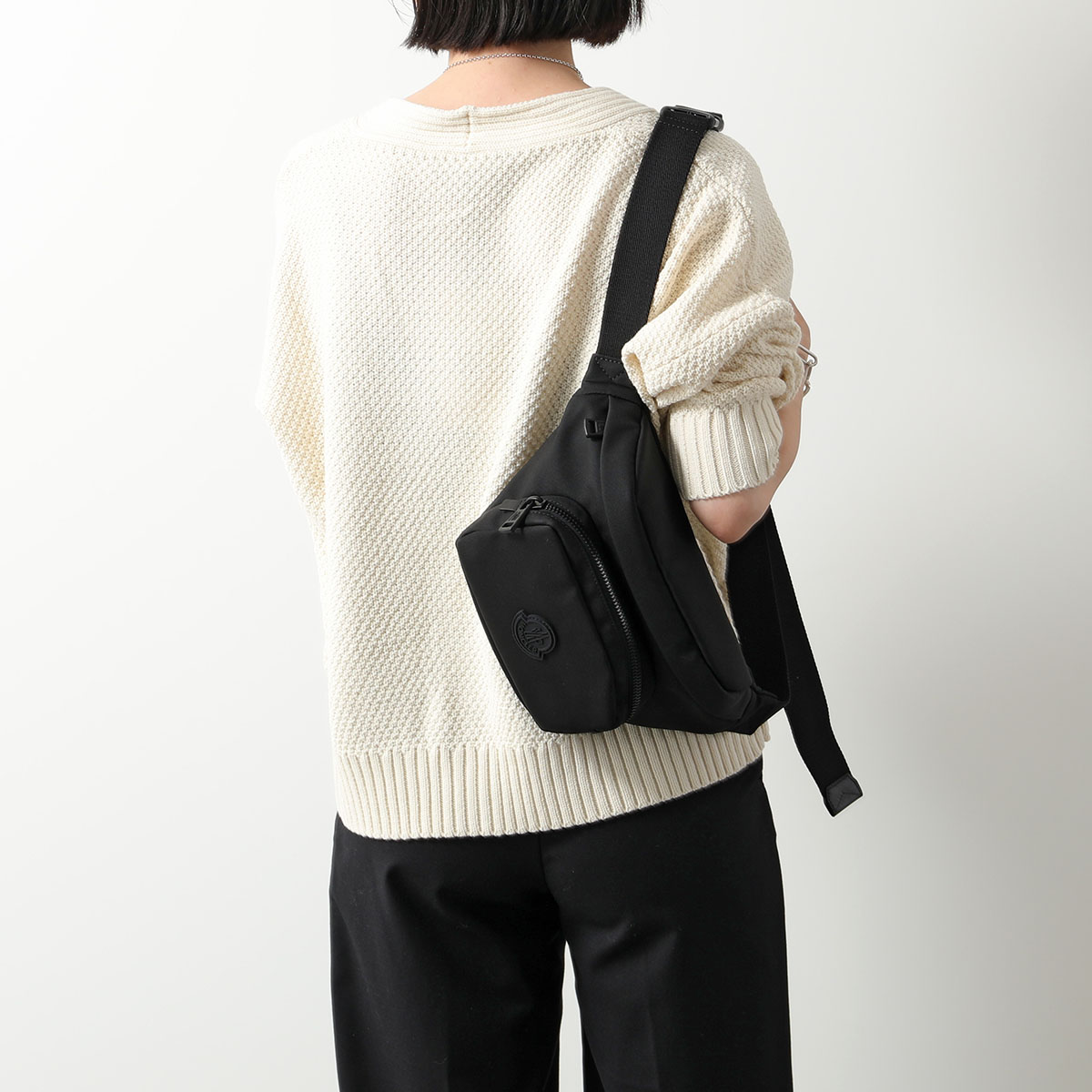 楽天市場】MONCLER モンクレール DURANCE デュランス ボディバッグ