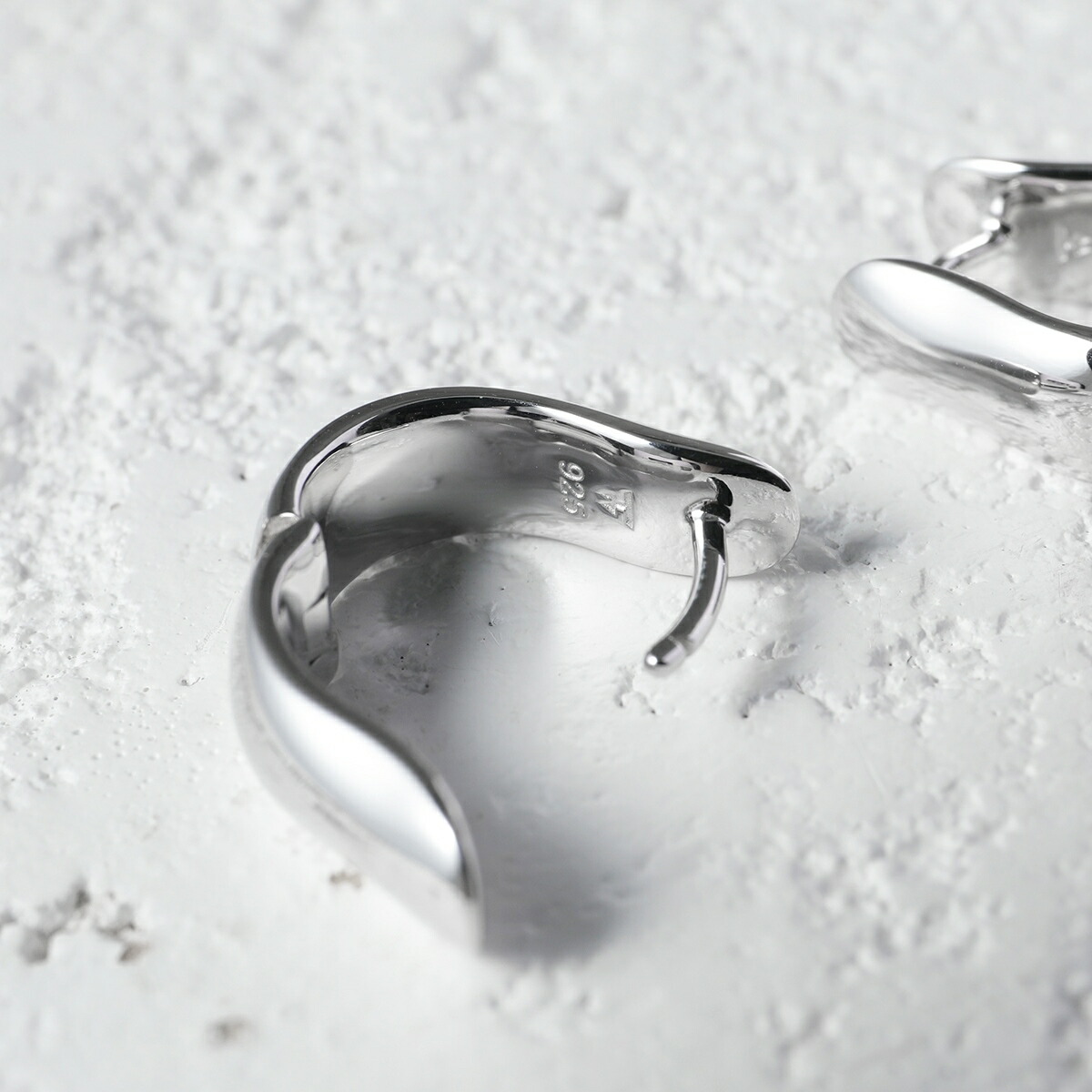 楽天市場】TOMWOOD トムウッド フープピアス Oyster Hoops Small