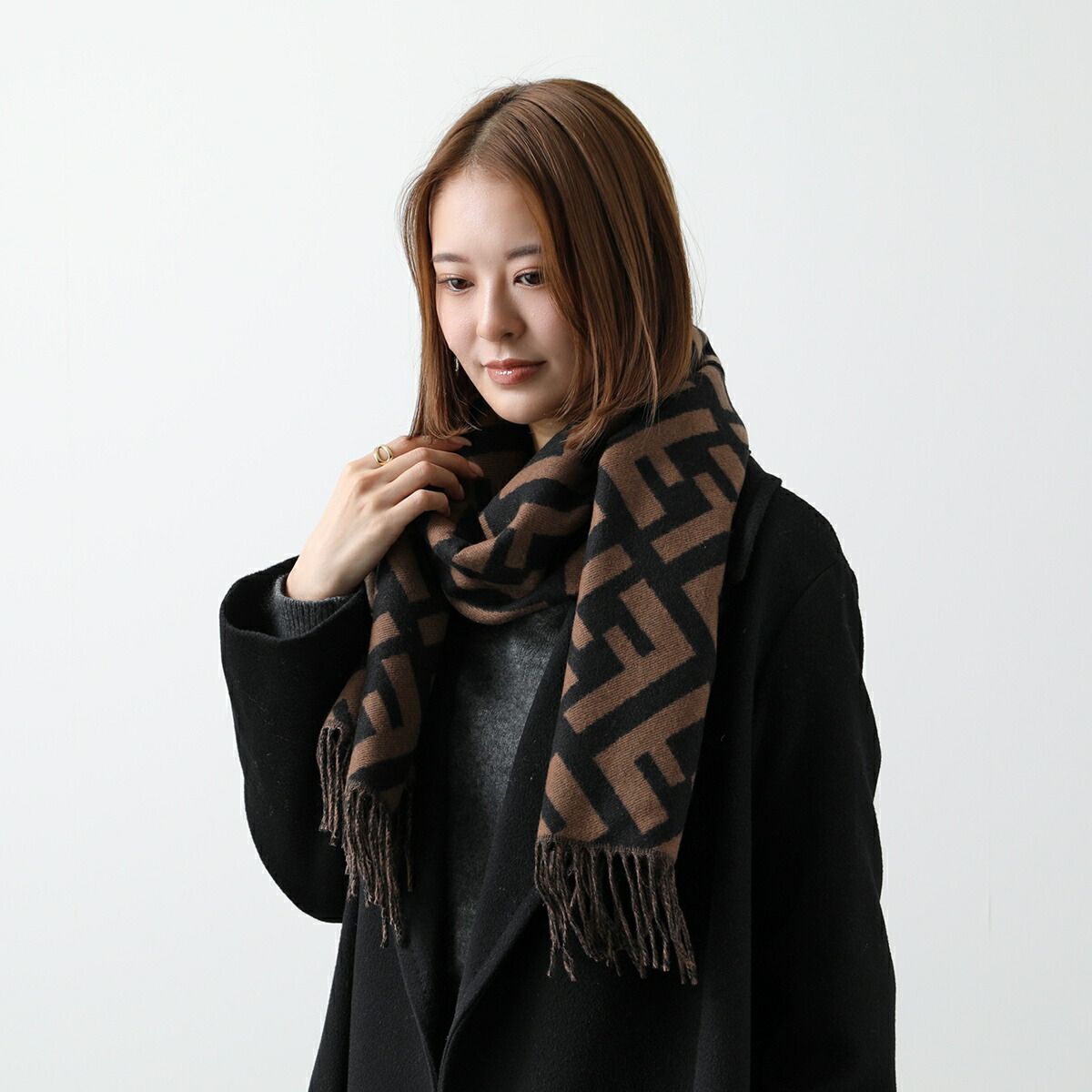 楽天市場】【最大2万円OFFクーポン対象・2/20～2/23限定】FENDI