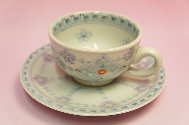 楽天市場】五代 佐藤走波 染錦絵変わり コーヒー碗皿揃 : 食器のみつはた