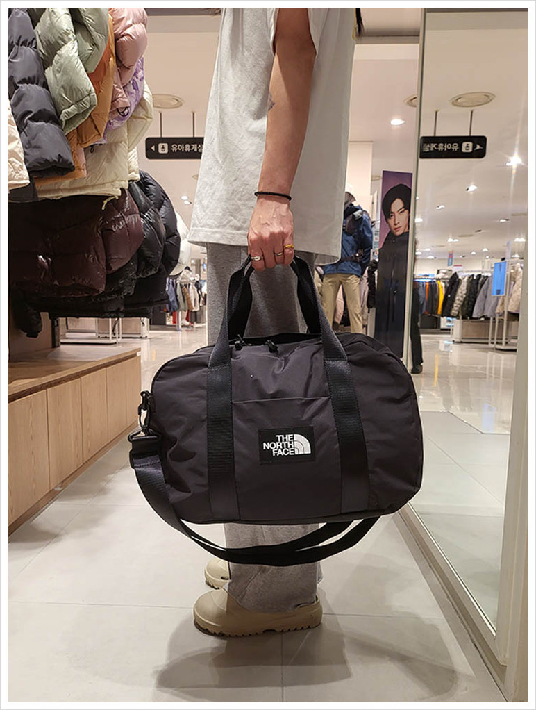 楽天市場】☆送料無料☆THE NORTH FACE☆HERITAGE CARGO BAG LIGHT