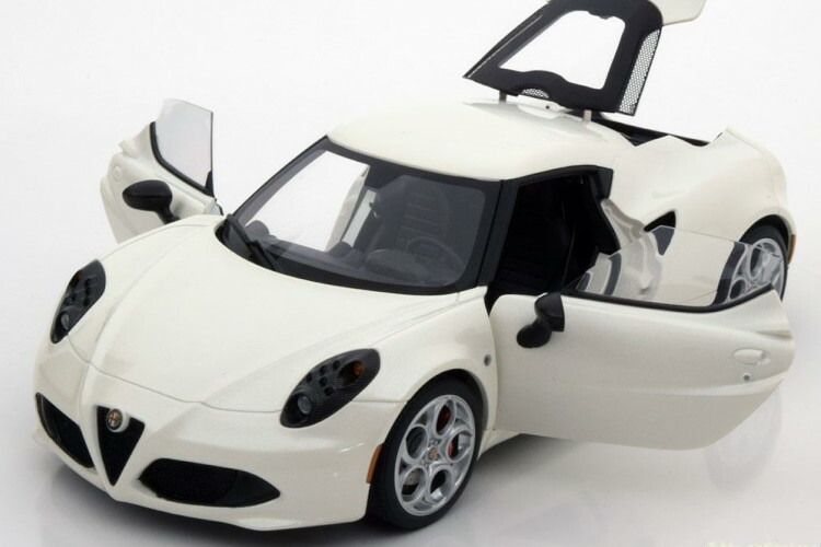 楽天市場】オートアート 1/18 アルファロメオ 4C 2013 ホワイト