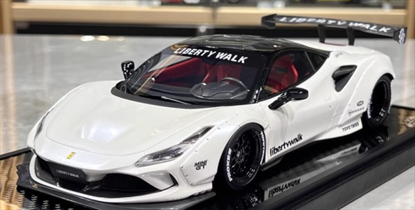 楽天市場】ミニカー 1/18 フェラーリ ミニカー フェラーリ F8 白色 VIP