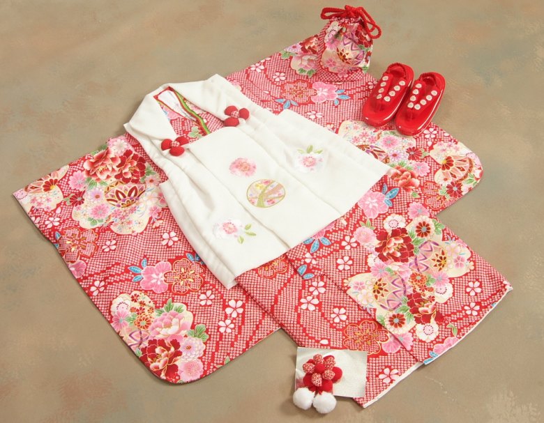 楽天市場】七五三 着物 3歳 女の子 被布セット 京都花ひめ 赤地総疋田