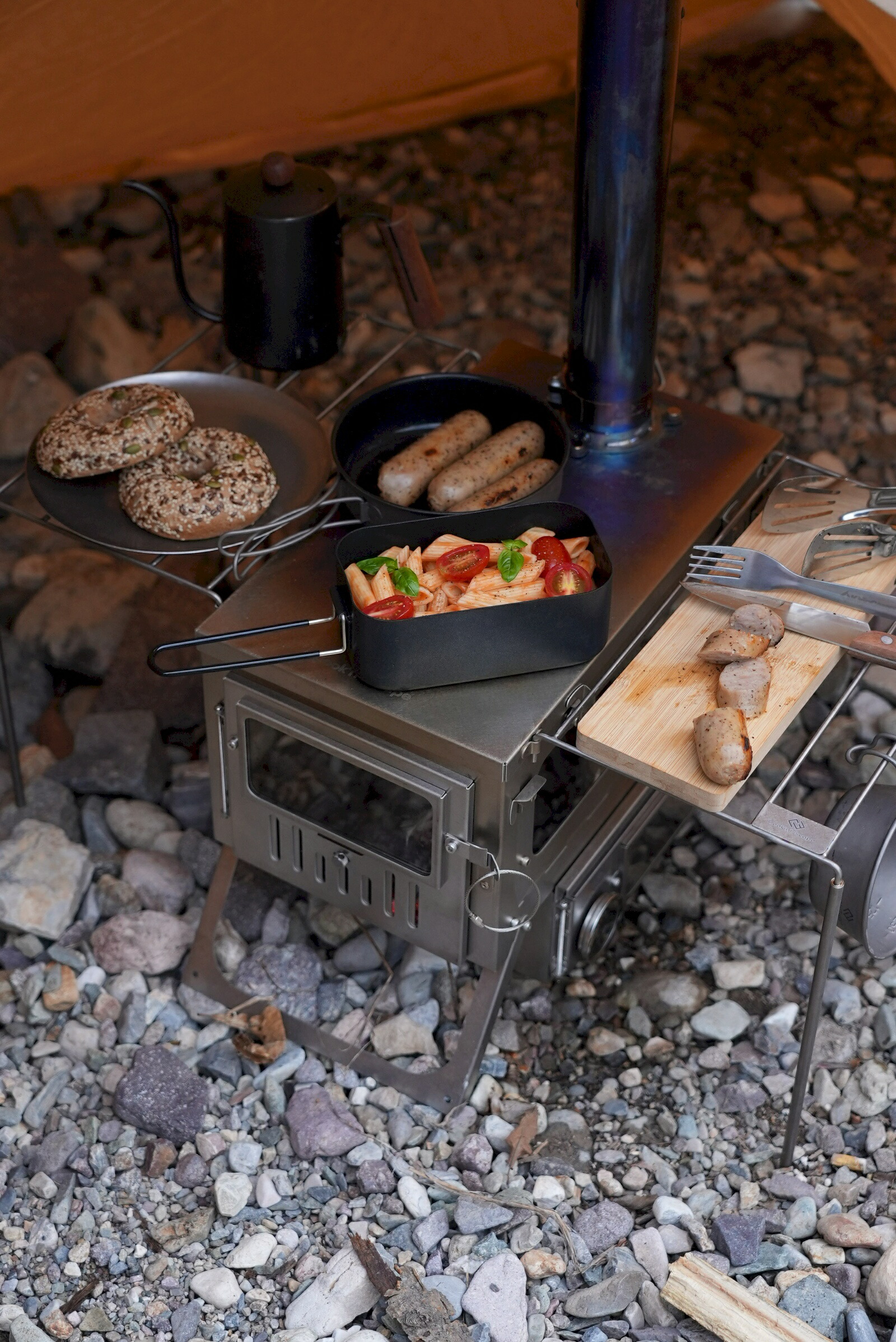 楽天市場】キャンプ チタンサイドテーブル 薪ストーブ用 COOK'N'ESCAPE