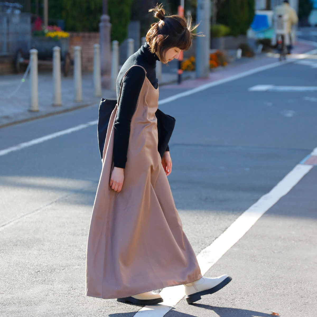 楽天市場】エプロン ワンピースエプロン （ ポケット付き おしゃれ