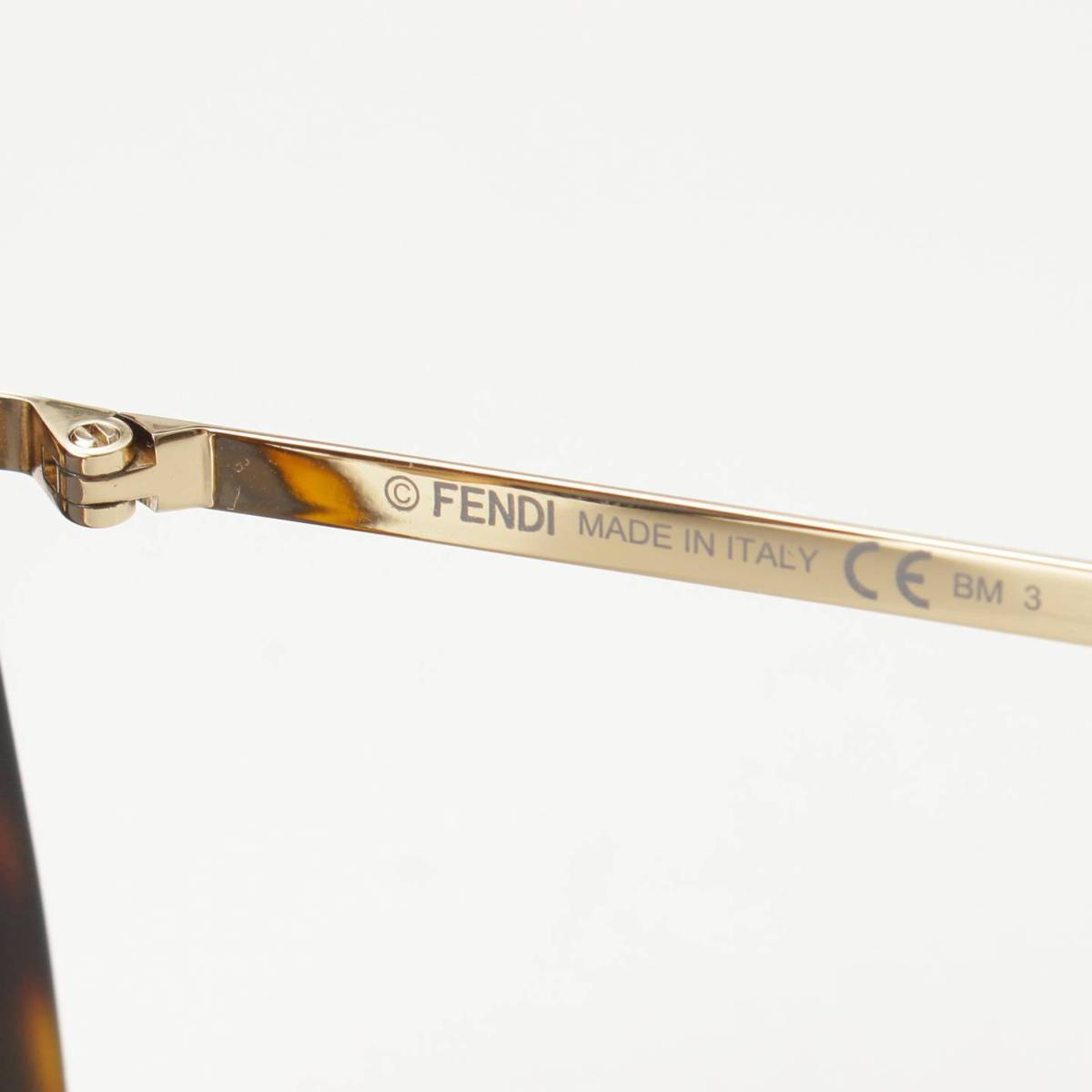 楽天市場】【フェンディ】Fendi ズッカ柄 FF ファビュラス サングラス