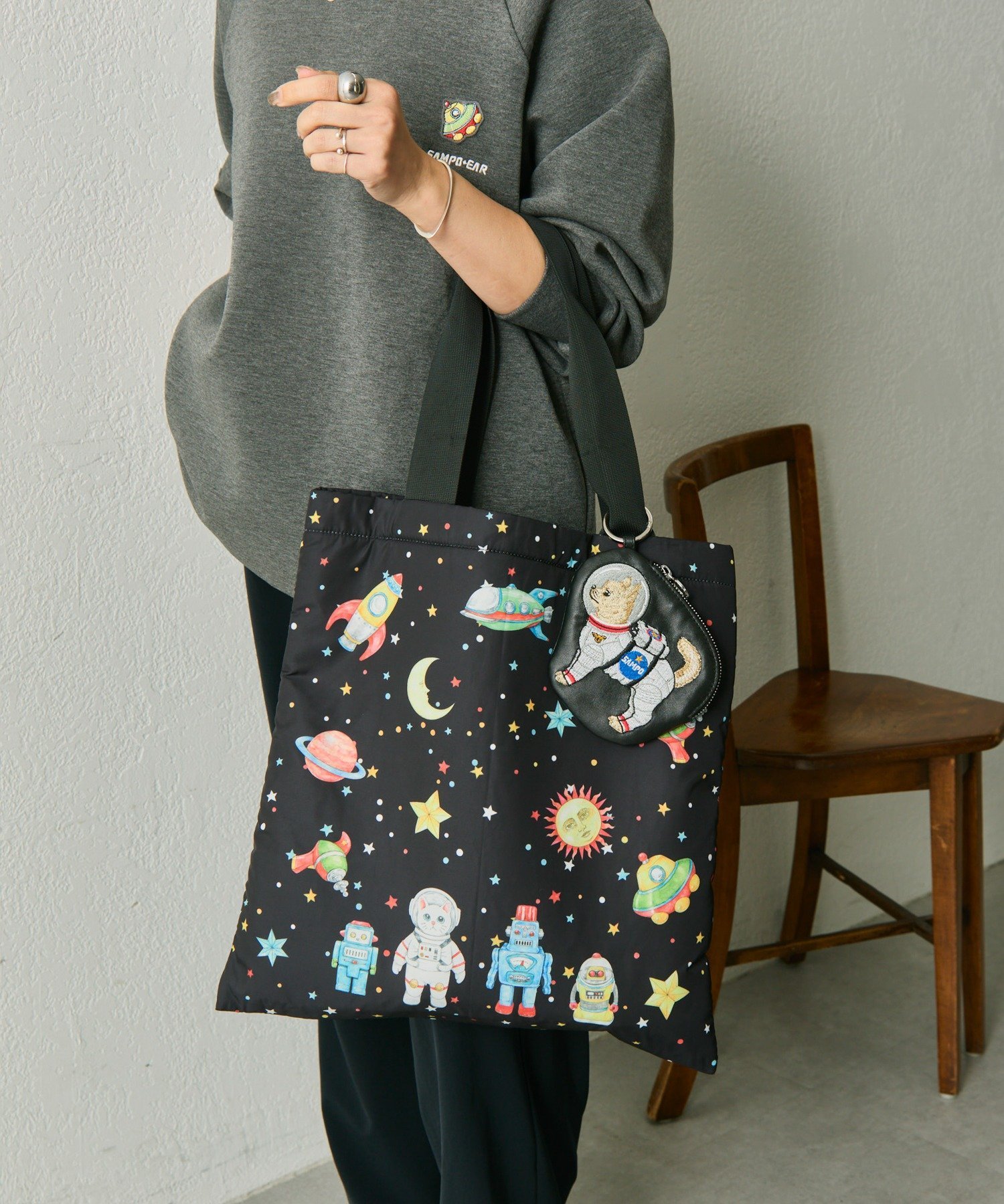 ear PAPILLONNER｜《本革》sampo×earコラボ スペーストイレザーケース