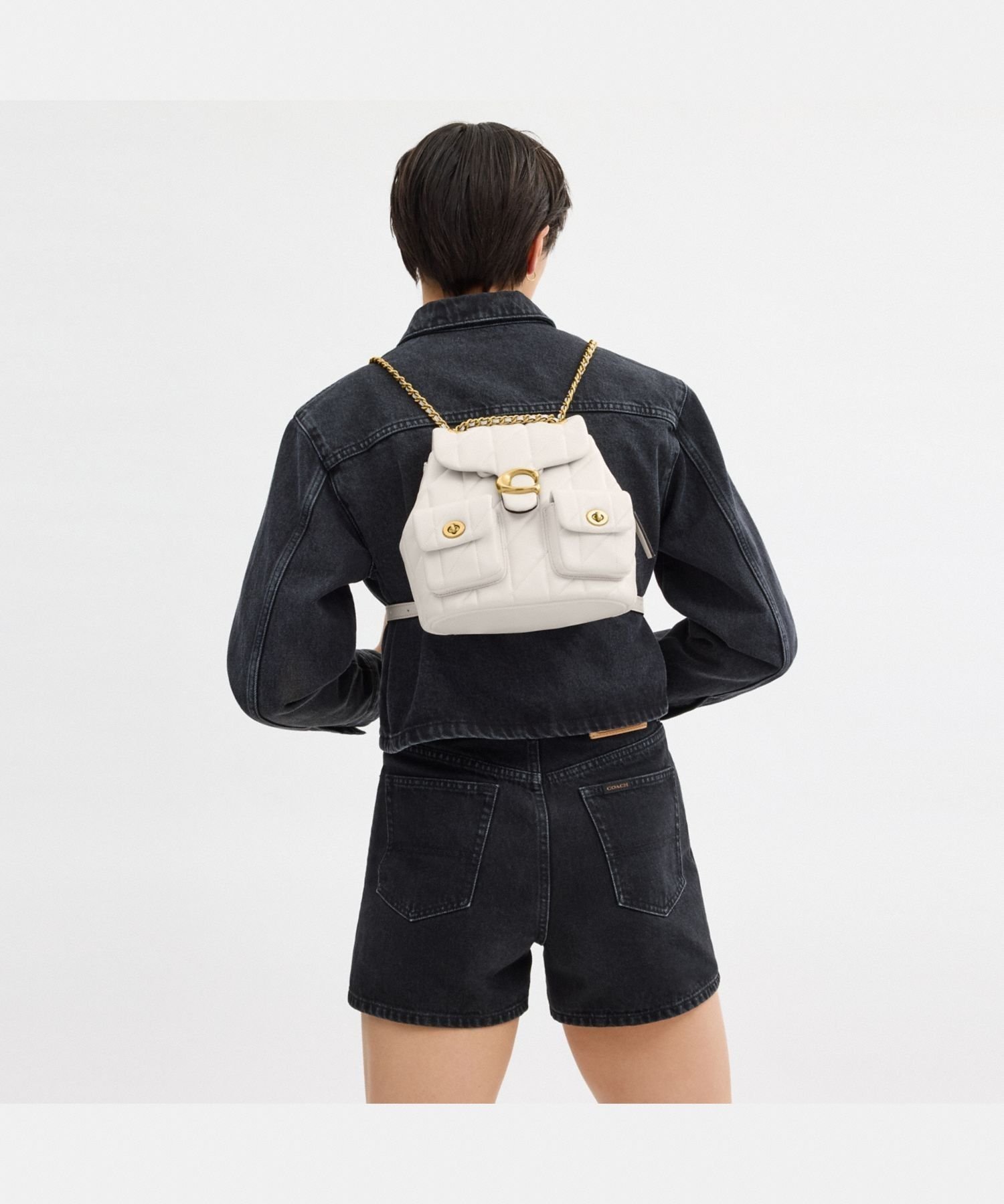 レア商品 COACH コーチ タビー キルティングバッグパック ドラゴン